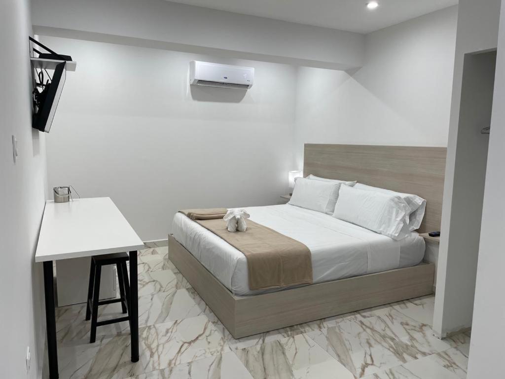 Arecibo Inn Екстериор снимка