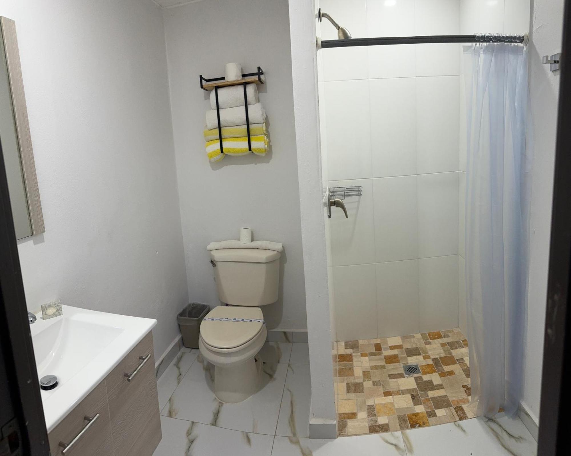 Arecibo Inn Екстериор снимка