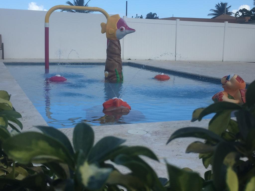 Arecibo Inn Екстериор снимка