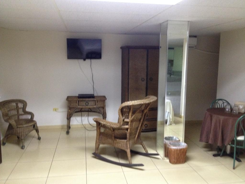Arecibo Inn Стая снимка
