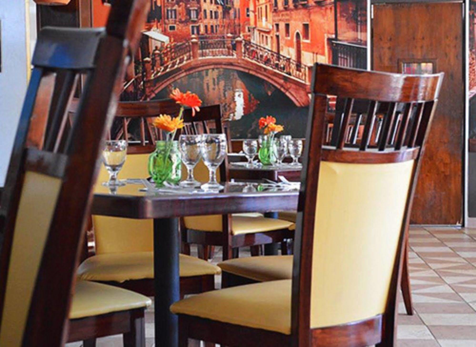 Arecibo Inn Екстериор снимка