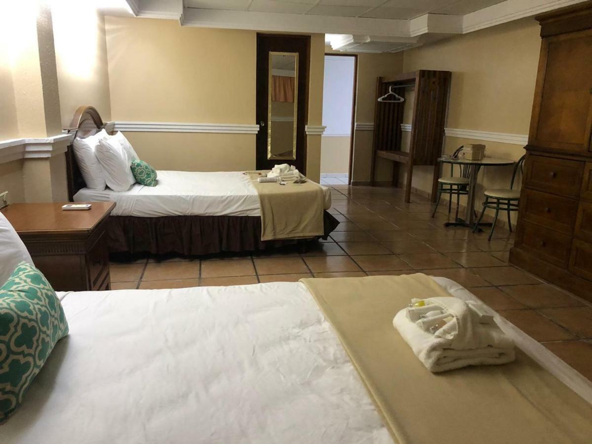 Arecibo Inn Екстериор снимка