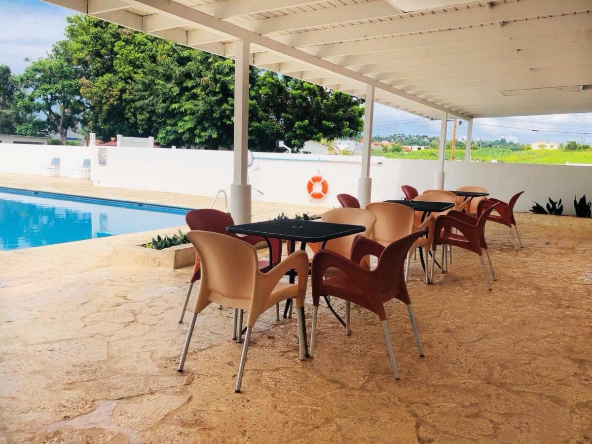 Arecibo Inn Екстериор снимка