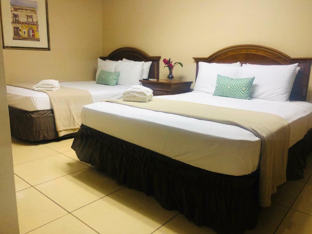 Arecibo Inn Екстериор снимка